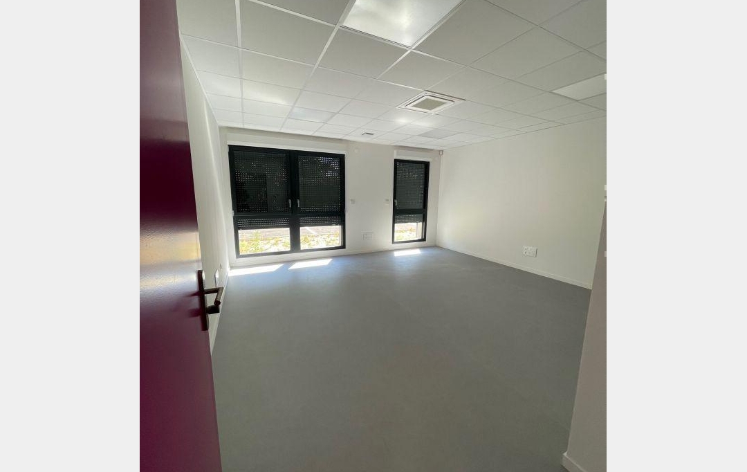 Annonces CHALONS : Office | CHALONS-EN-CHAMPAGNE (51000) | 26 m2 | 811 € 